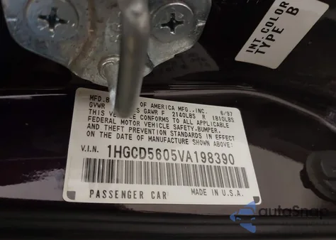 1997 Honda Accord Se z USA, uszkodzony, nr VIN 1HGCD5605VA198390